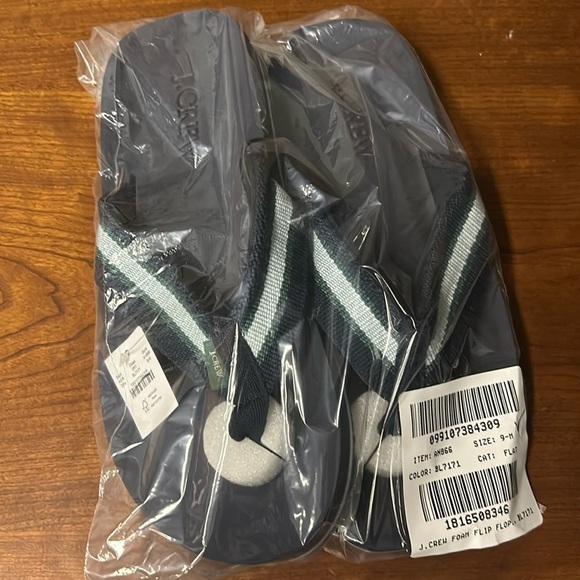 J Crew Striped flip-flops
Item AN866 - Picture 4 of 5
